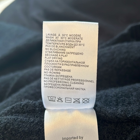 Lily Sidonio by Molly Bracken Cropped Cardigan - Picture 6 of 6